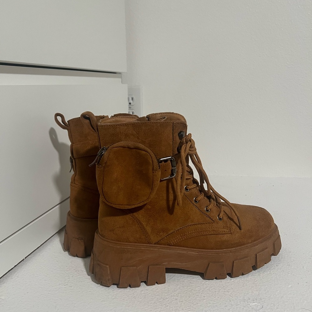 Mata Shoes Tan Combat Boots